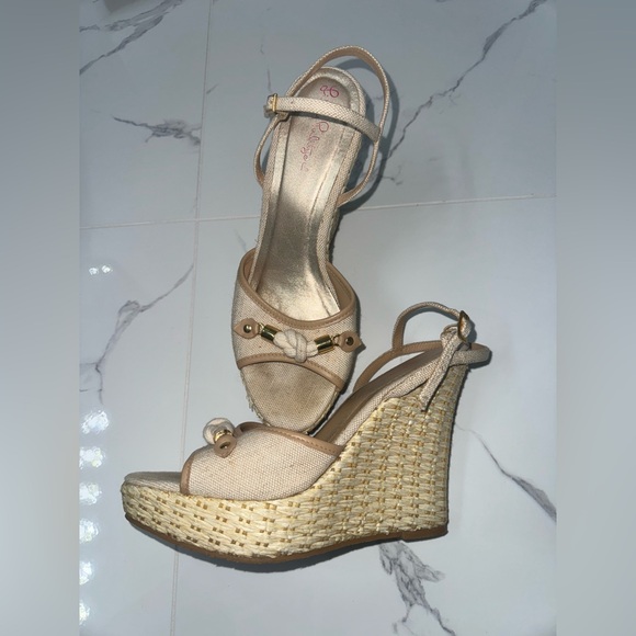 Lilly Pulitzer Espadrille Tan Wedge Heels! - Picture 2 of 9